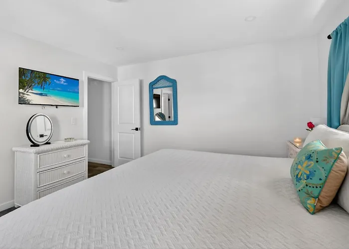 Dockside Delight Waterfront Gulf Access 4 Mins To Beach